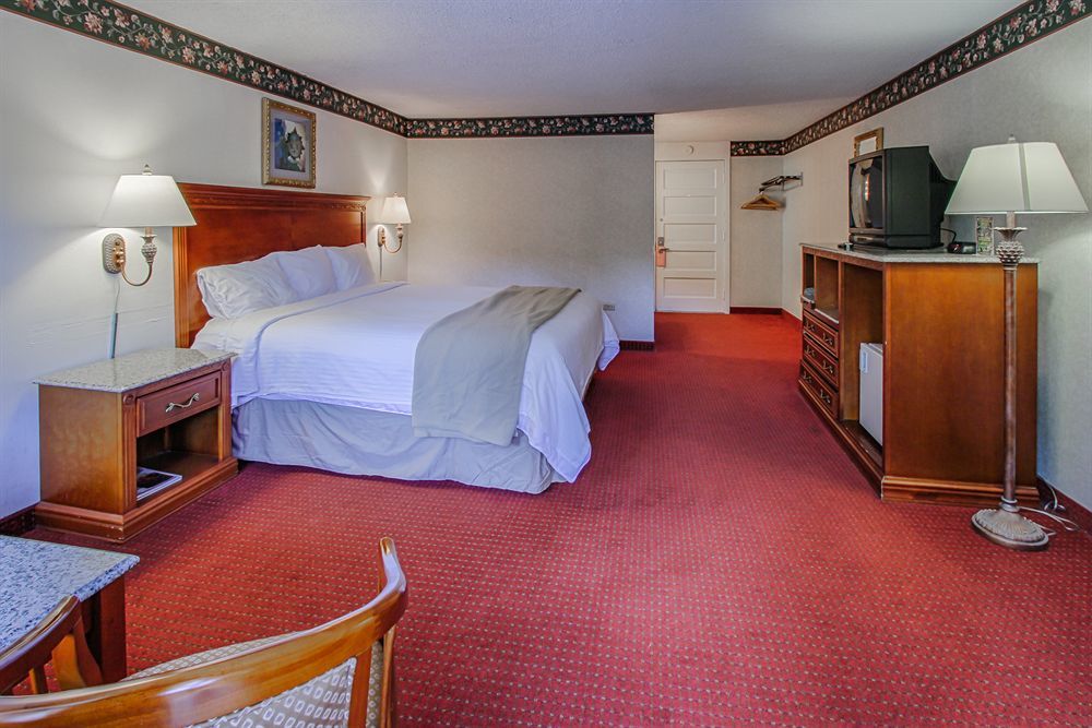 River Edge Inn Гетлинбург Екстериор снимка