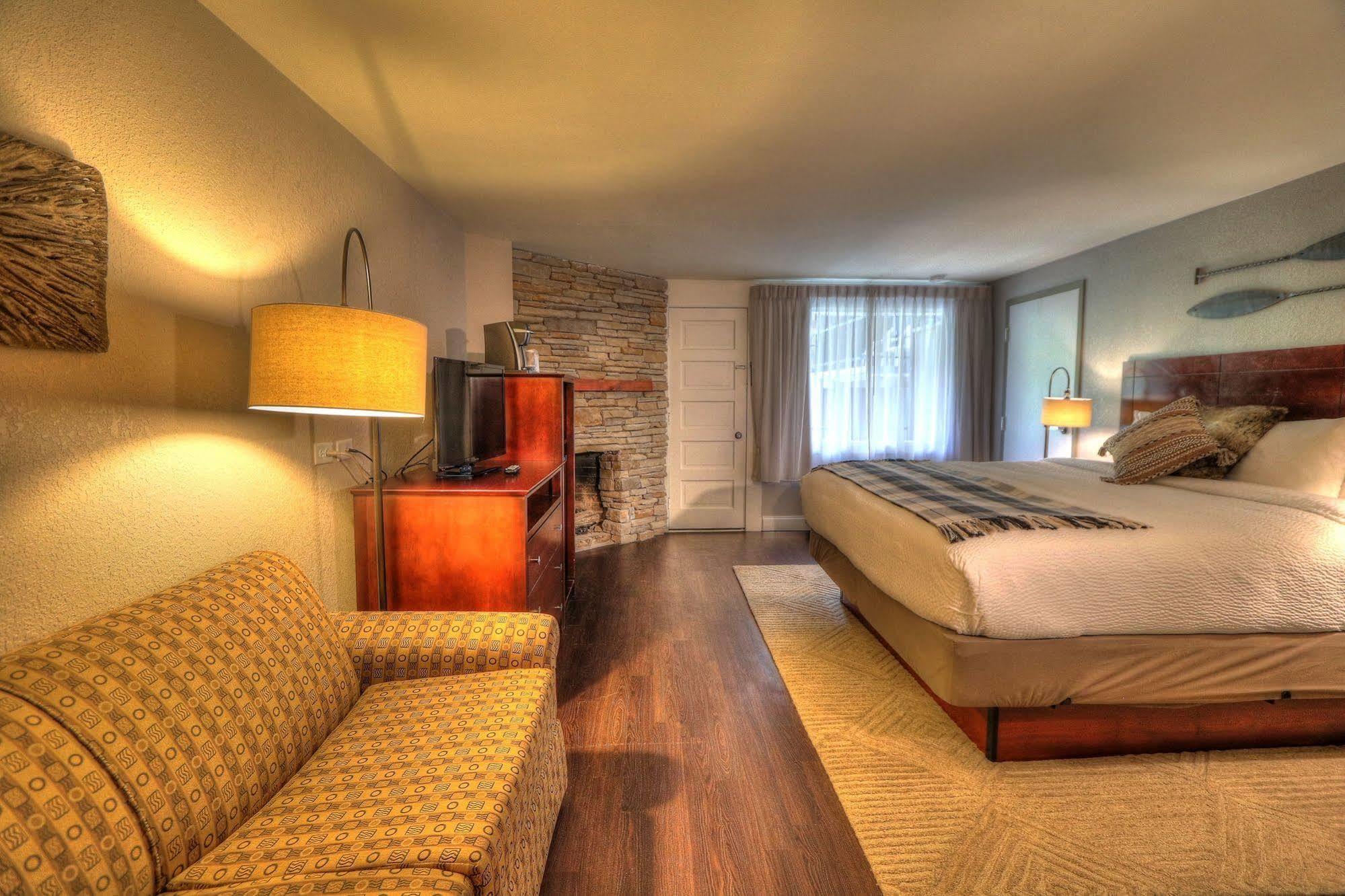 River Edge Inn Гетлинбург Екстериор снимка