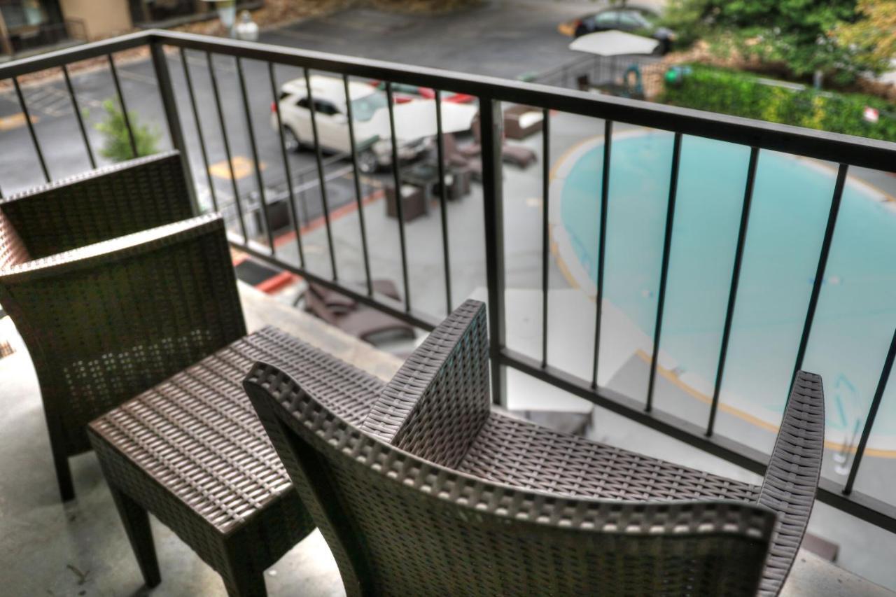 River Edge Inn Гетлинбург Екстериор снимка