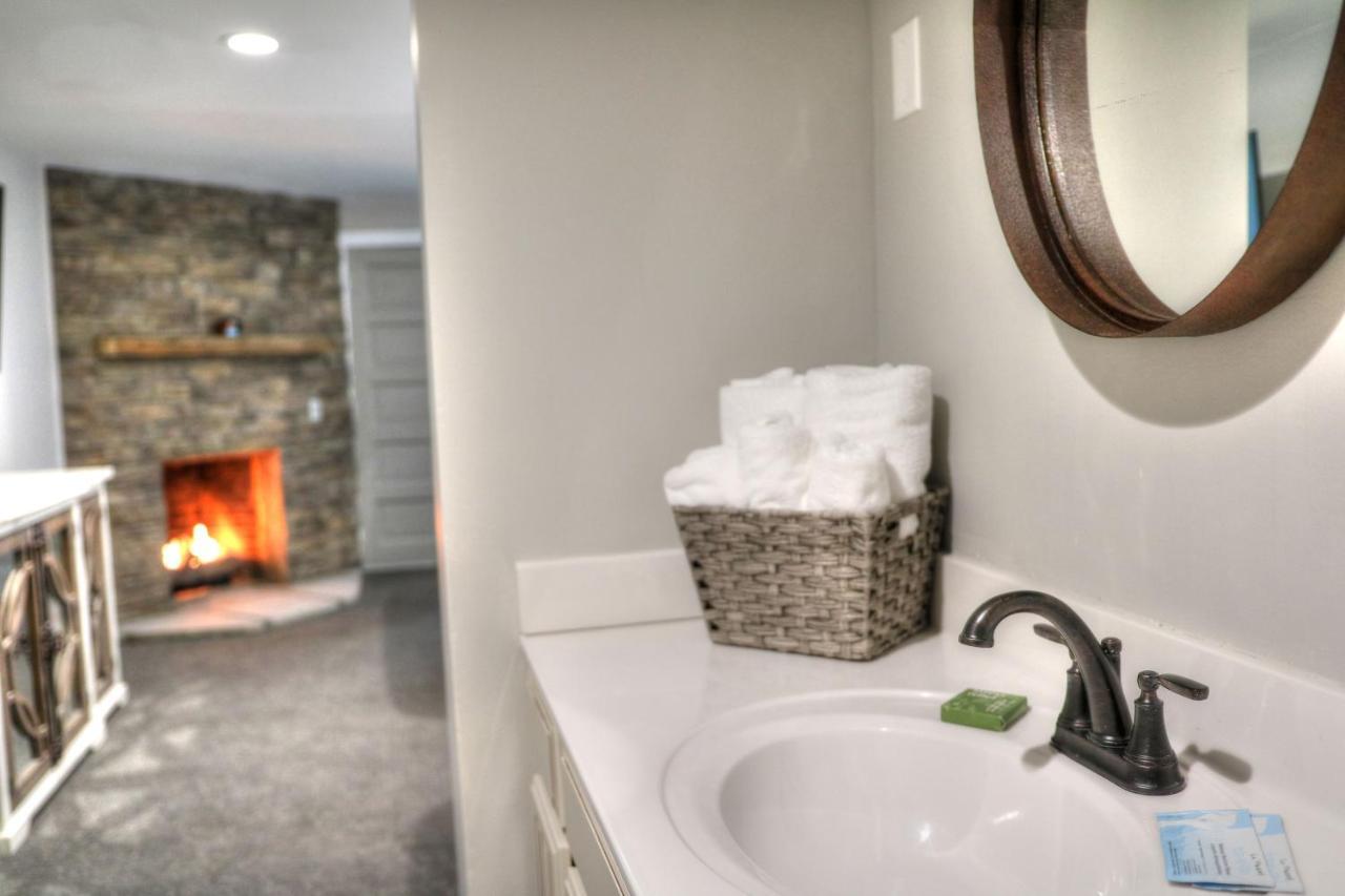River Edge Inn Гетлинбург Екстериор снимка